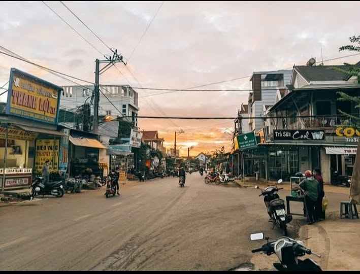 Đất thổ cư 5m² tại chợ Ea Wy, Ea H'leo giá 2 tỷ - Vị trí kinh doanh sầm uất!