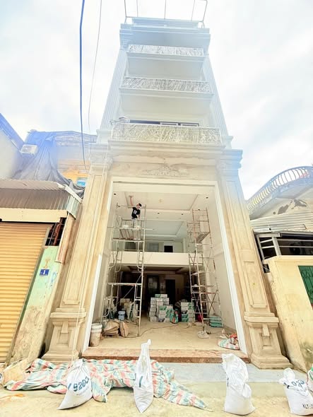 FrontHouse Hoàng Mai 74m² giá 29 tỷ - Tòa văn phòng cao cấp sẵn sàng hoạt động!