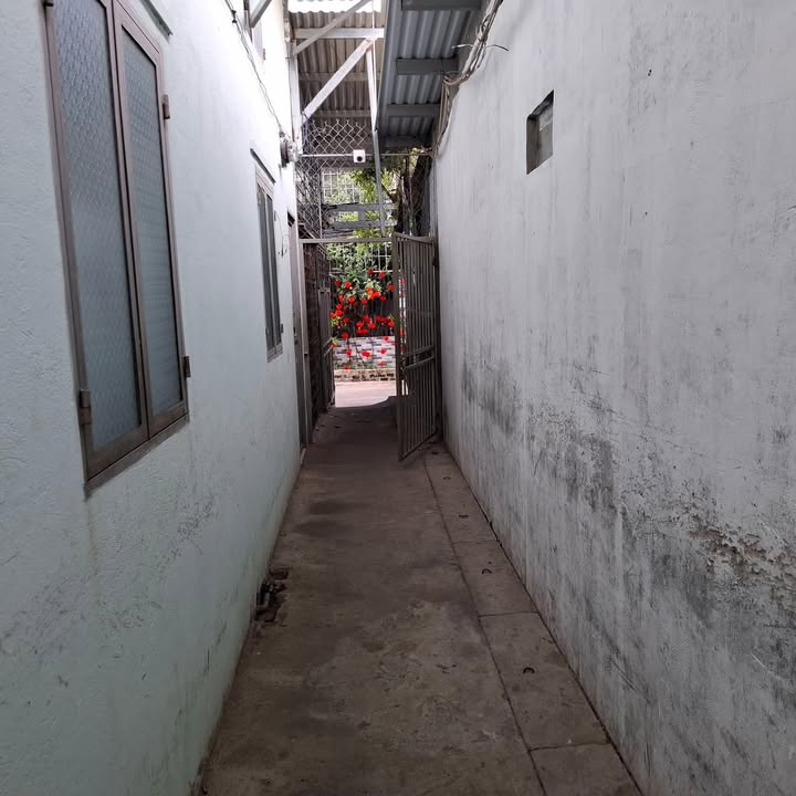 Phòng trọ cho thuê tại 998 Lê Hồng Phong, Nha Trang 25m² - An ninh tốt, lối đi riêng!