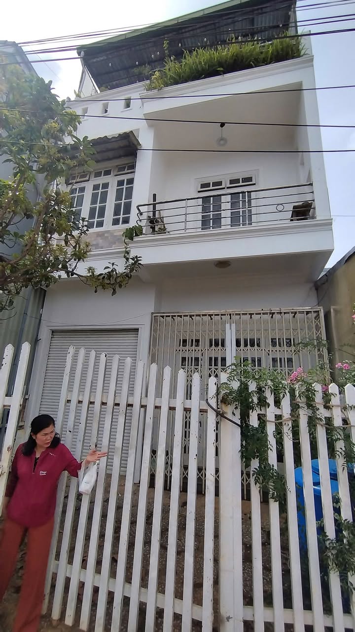 Nhà cho thuê 6 phòng ngủ, 7 toilet tại Đường Kim Đồng, Đà Lạt - Giá chỉ 13 triệu!