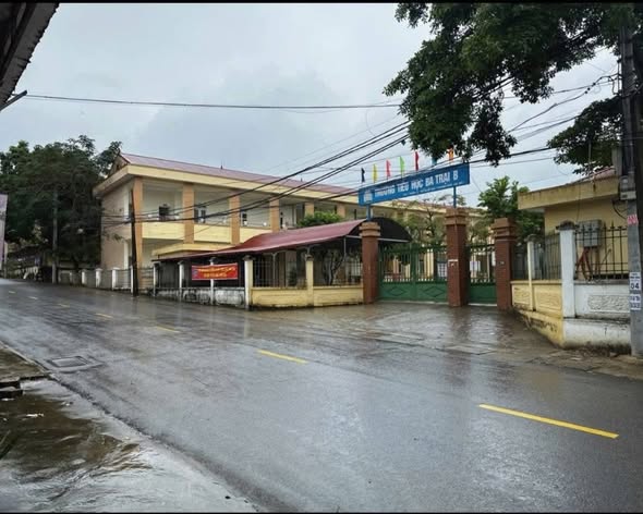 Đất thổ cư thôn 5, xã Suối Hai, Ba Vì, 181m² giá 2.1 tỷ - Lô góc 2 mặt tiền thuận lợi kinh doanh!