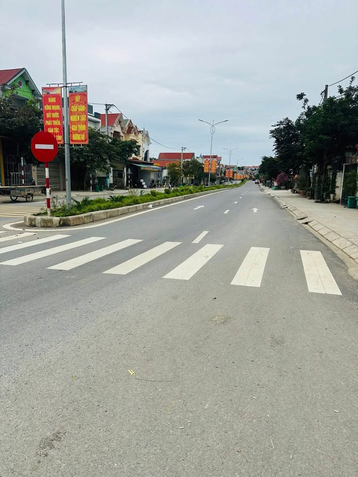 Đất nền 3 mặt tiền Thị Trấn Thống Nhất 132m² giá 900 triệu - Cơ hội đầu tư hấp dẫn!