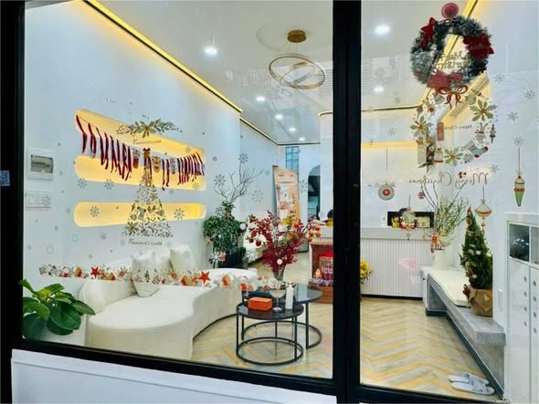 Bán FrontHouse Lê Văn Sỹ, Phú Nhuận 45m² giá 9 tỷ - Ô tô tới cửa, kinh doanh tốt!