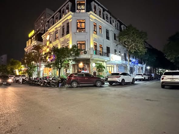 Shophouse Hoàng Huy Mall Hải Phòng 92m² giá 24.8 tỷ - Căn góc cực hiếm và đẹp!