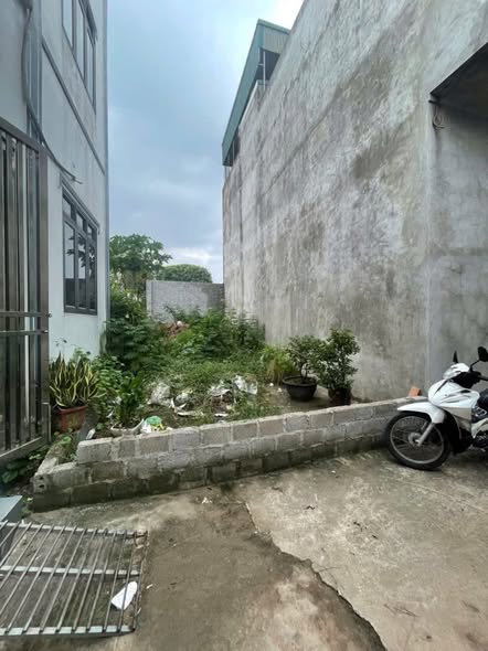 Đất thổ cư Nội Thôn, Vân Tảo 50m² giá 2.1 tỷ - Khu dân cư đông đúc, tiện ích đầy đủ!