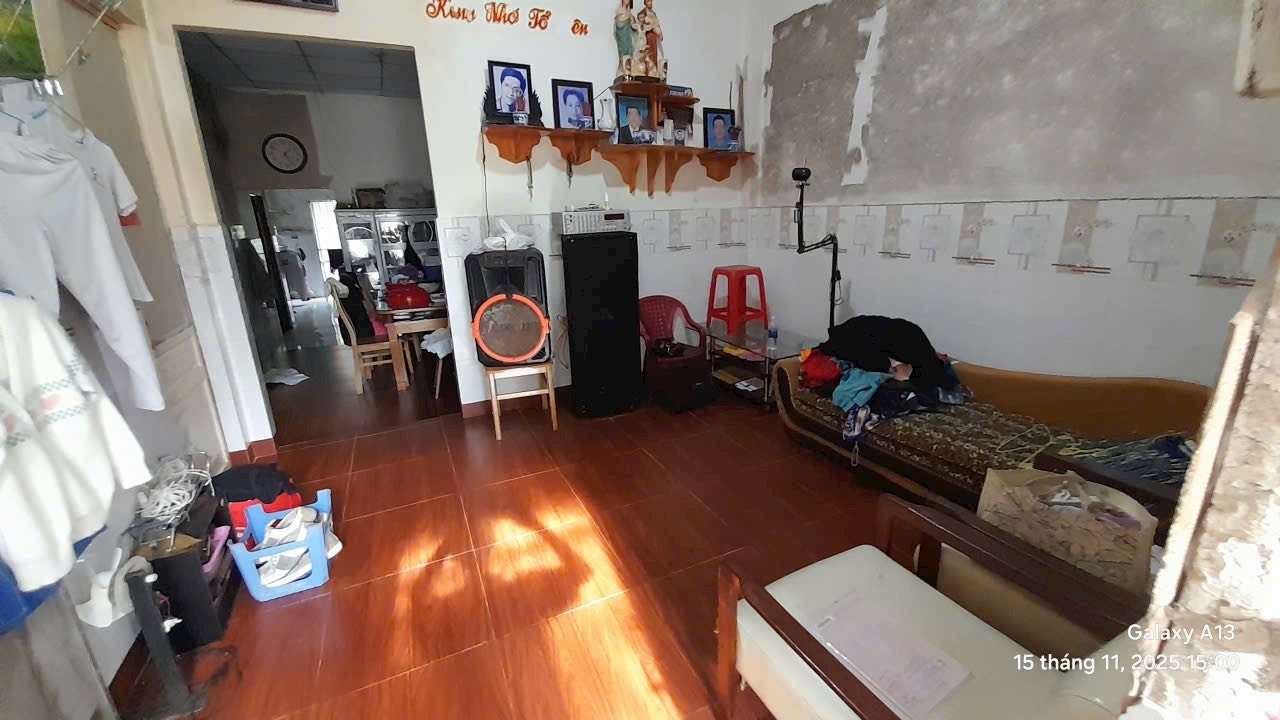 Nhà cấp 4 Hẻm 68 Nguyễn Văn Trỗi Bảo Lộc 198m² giá 1.3 tỷ - Gần trung tâm tiện ích!