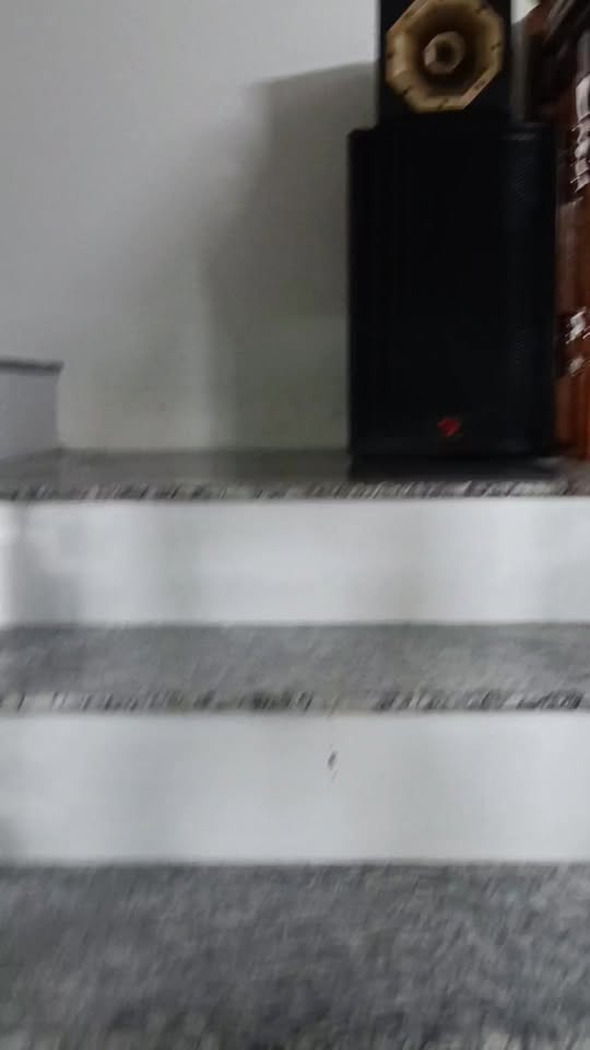 Nhà 3 tầng Nghĩa Hưng 111m² giá 3 tỷ - Sẵn sàng vào ở ngay!