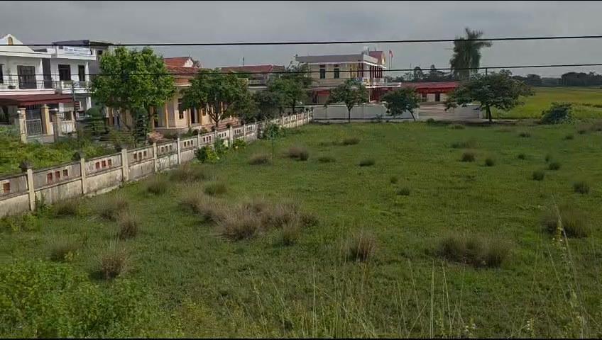 Đất mặt tiền đường Đê Hải Lạng, xã Đồng Thịnh, 350m² giá chỉ 2.35 tỷ - Cơ hội đầu tư tuyệt vời!