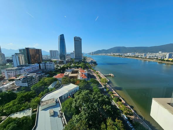 Căn hộ cho thuê đường Bạch Đằng Đà Nẵng 56m² - View sông Hàn tuyệt đẹp!