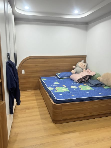 Nhà hẻm Mạc Đĩnh Chi Buôn Ma Thuột 165m² giá 3.55 tỷ - Sân ô tô thuận tiện!