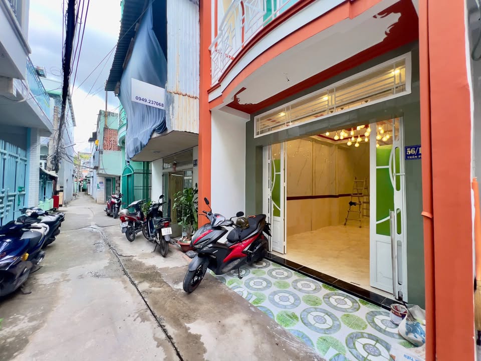 Nhà đẹp tại Trần Phú, Cái Khế 55.9m² giá chỉ 2.49 tỷ - Đầu hẻm, vị trí đắc địa!