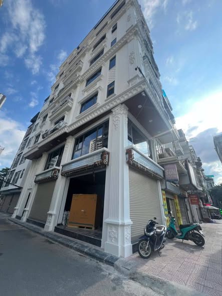 Nhà mặt phố Nguyễn Văn Cừ - Long Biên 65m² giá 80 triệu - Vị trí kinh doanh sầm uất!