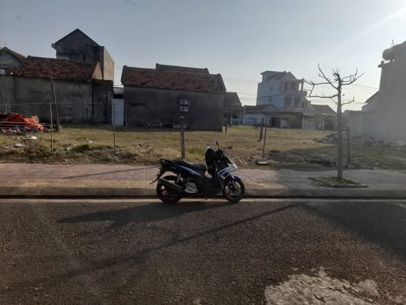 Đất thổ cư Phú Lạc 200m² giá 2.4 tỷ - Khu dân cư sầm uất liền kề KCN