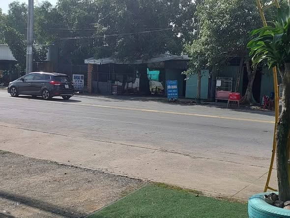 Đất mặt tiền Tỉnh Lộ 8 Củ Chi 268m² giá 3.4 tỷ - Cơ hội đầu tư tuyệt vời!