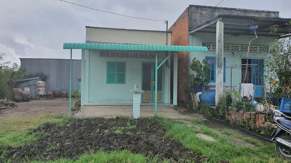 Nhà cấp 4 Hưng Long, Bình Chánh 117,6m² giá chỉ 1,6 tỷ - Cơ hội vàng cho nhà đầu tư!