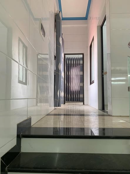 Nhà 3 tầng Đồng Tâm Vĩnh Yên 100m² giá 3 tỷ - Kinh doanh tuyệt vời!