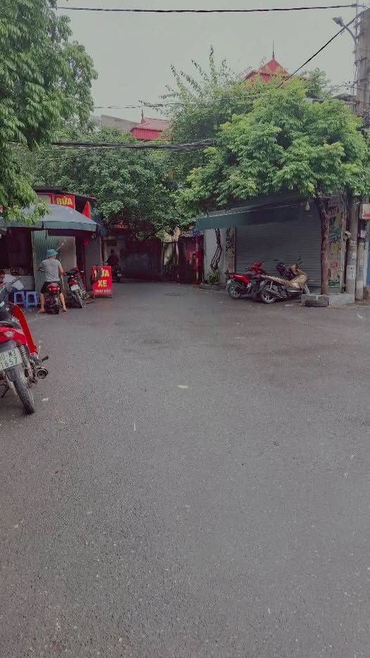 Đất vàng Phúc Đồng Long Biên 62m² giá 10.3 tỷ - Sổ hồng vuông vắn, giao thông thuận lợi!