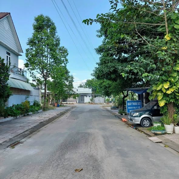 Nhà đẹp KDC Lavender, Tân Triều, 100m² giá 2.45 tỷ - Chính chủ bán gấp!