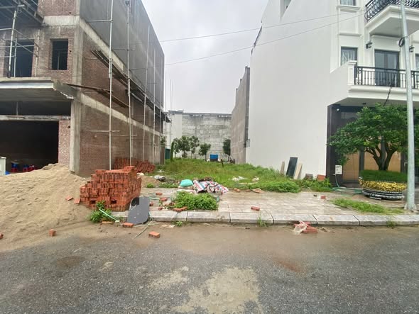 Đất nền KDT sinh thái Bắc Đầm Vạc Vĩnh Yên 108m² giá 4.86 tỷ - Sổ hồng chính chủ, vị trí đẹp!