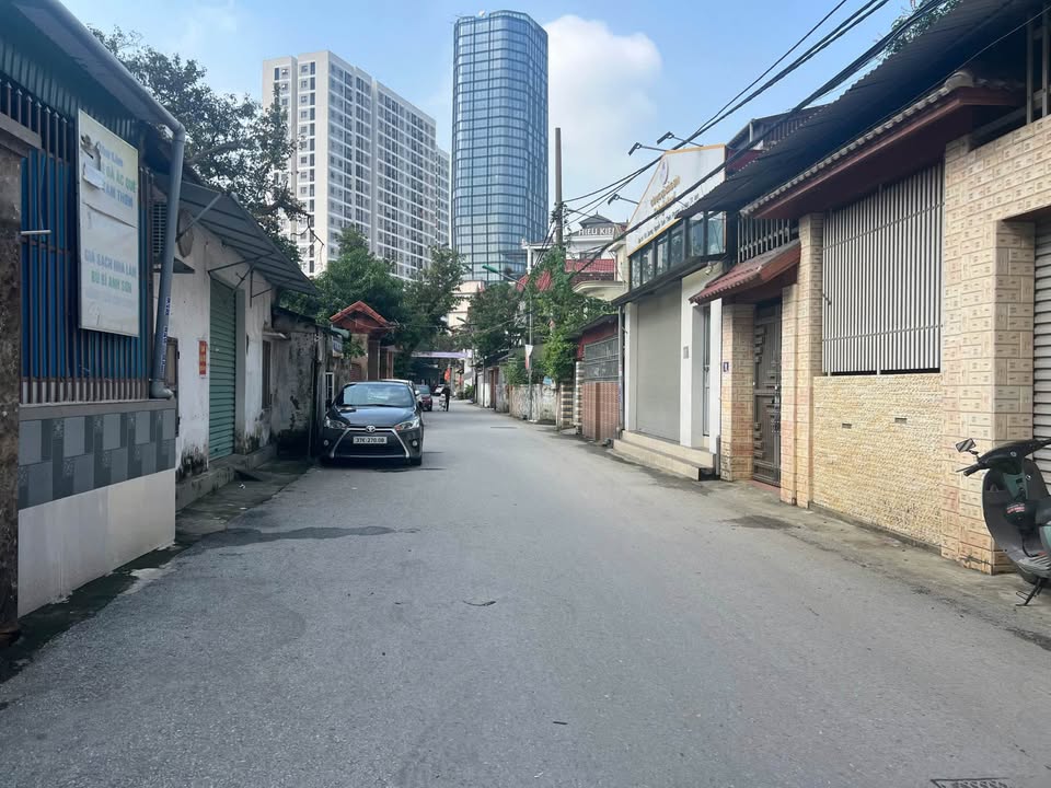 Nhà C4 Kinh Doanh Mặt Đường Nguyễn Tuấn Thiện 65m² giá 4.3 tỷ - Cơ hội đầu tư tuyệt vời!