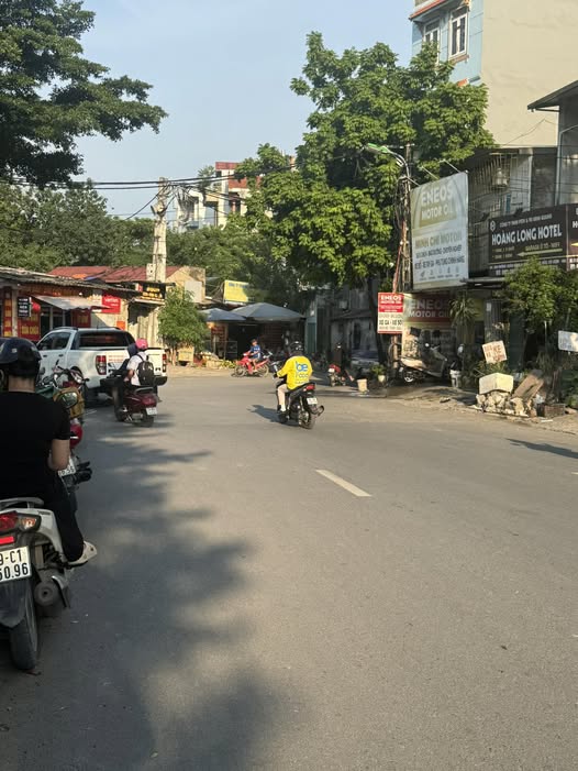 Bán mặt phố Phúc Diễn 39m² giá 10.15 tỷ - Kinh doanh sầm uất, mặt tiền đẹp!