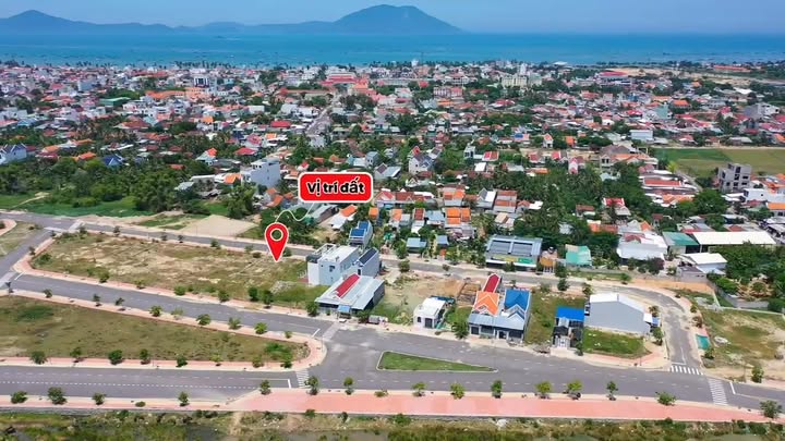 Đất thổ cư Vạn Ninh 162m² giá 2 tỷ - Tiện ích đầy đủ, sẵn sàng giao dịch!