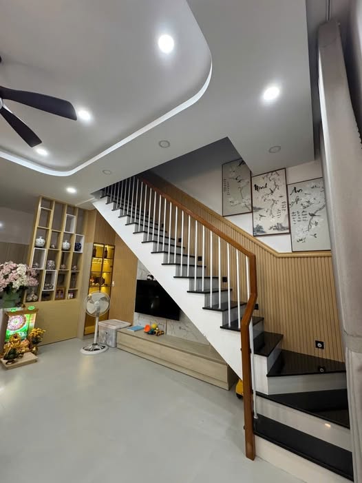 Nhà phố Cam Lộc Cam Ranh 75m² giá 3.5 tỷ - Mới 100%!