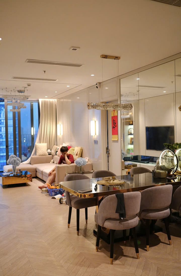 Căn hộ 2 phòng ngủ tại Chung cư N04B Ngoại Giao Đoàn 60m² giá 6 tỷ - Pháp lý rõ ràng, sẵn sàng vào ở!