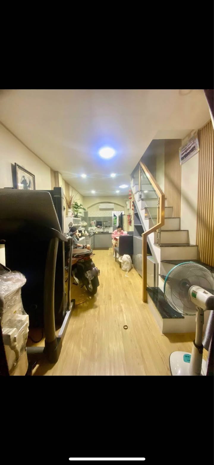 Nhà 2 tầng đường Hà Chương, quận 12, giá 2.3 tỷ - Sổ hồng riêng, hẻm xe hơi