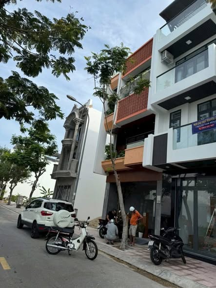 Đất nền Khu đô thị Hà Quang 2 Nha Trang 70m² giá 5.6 tỷ - Sổ đỏ chính chủ, xây dựng tự do!