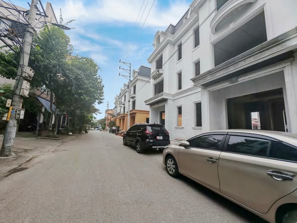 Nhà 5 tầng đường Hàm Nghi, Gia Cẩm, Việt Trì 80.5m² - Thiết kế hiện đại, kinh doanh thuận lợi!