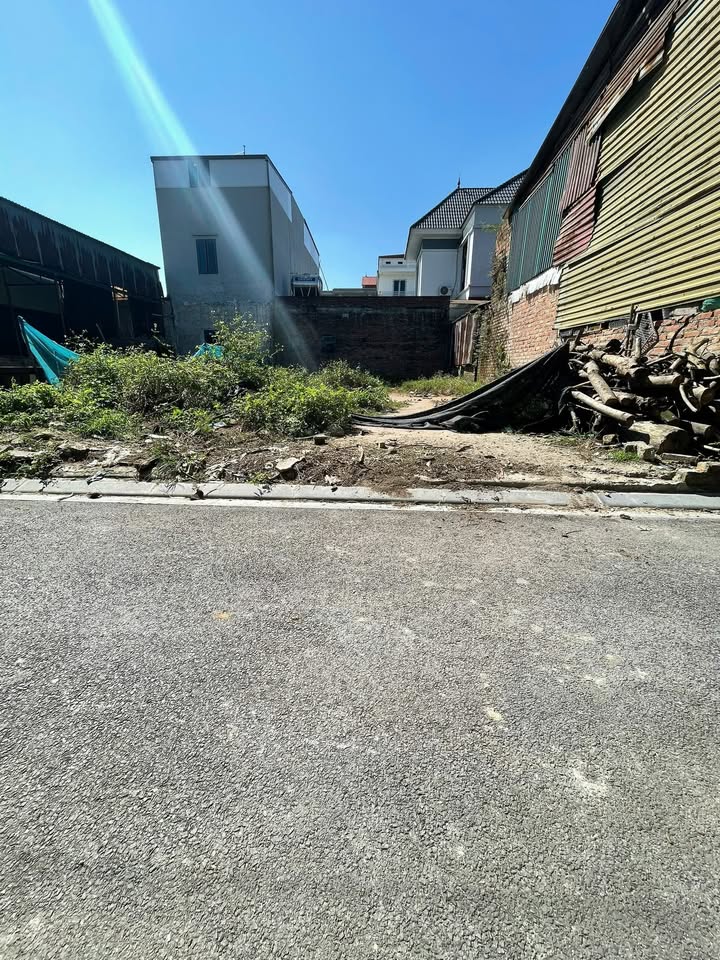 Lô đất 118,8m² đường Hà Lâm 2, xã Thụy Lâm - Sổ đỏ chính chủ, giá tốt cho nhà đầu tư!