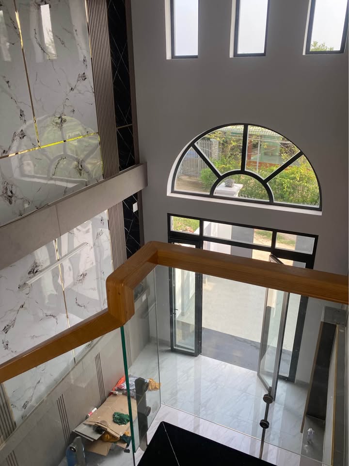 Nhà phố Cần Giuộc 100.8m² giá 3.2 tỷ - Nhà mới hoàn thiện, sẵn sàng vào ở!