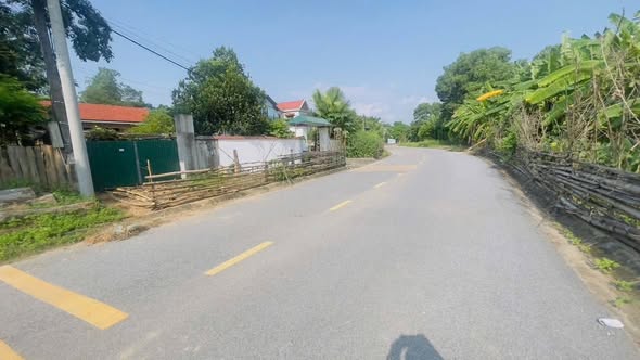 Đất nền Lập Thạch 100m² giá 2 tỷ - Vị trí đắc địa gần quảng trường!