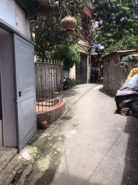 Nhà nhỏ xinh Thụy Khuê 18m² giá 1.7 tỷ - Sẵn sàng vào ở ngay!