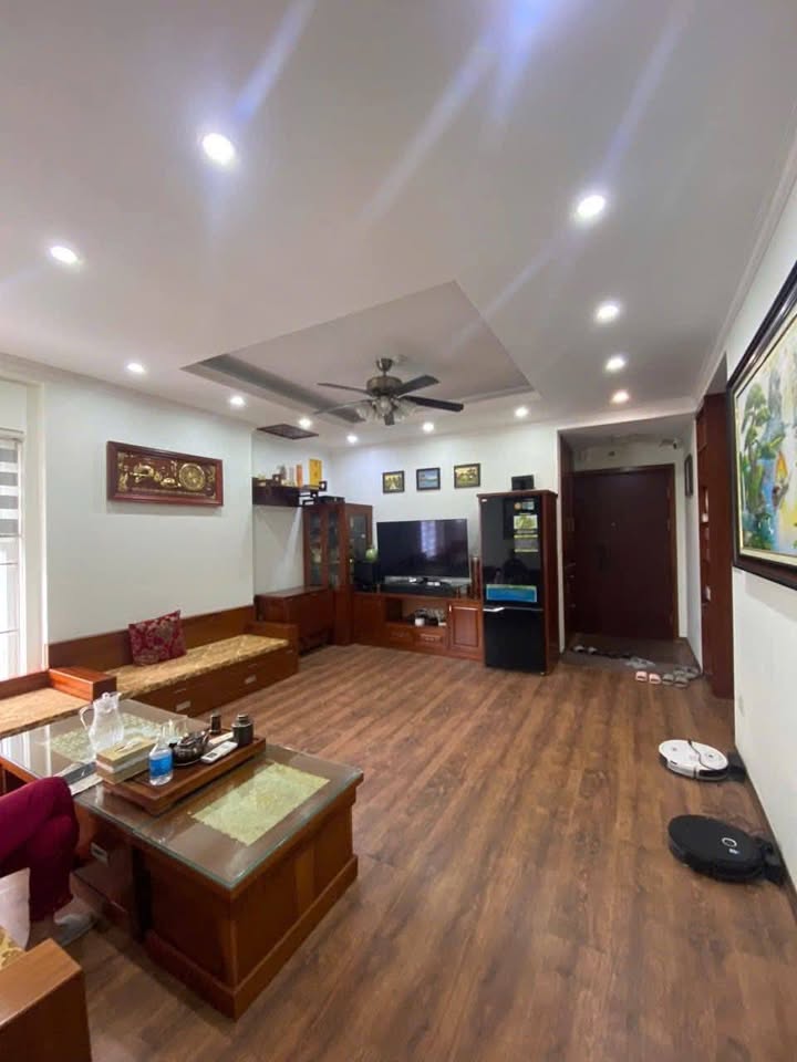 Căn hộ HH2D Xuân Mai Yên Nghĩa 71,6m² giá 4 tỷ - Căn góc sáng đẹp, thoáng mát!