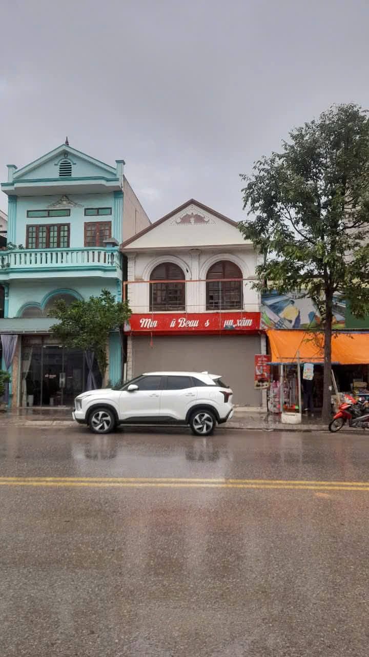 Nhà mặt đường An Tiêm, Hạ Long 100m² giá 4.3 tỷ - Sổ đỏ chính chủ!