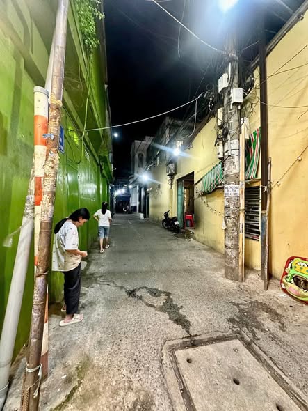 Nhà bán đường Liên Tỉnh 5, Q8, 26m² giá 2.45 tỷ - Sổ hồng riêng, thương lượng ngay!