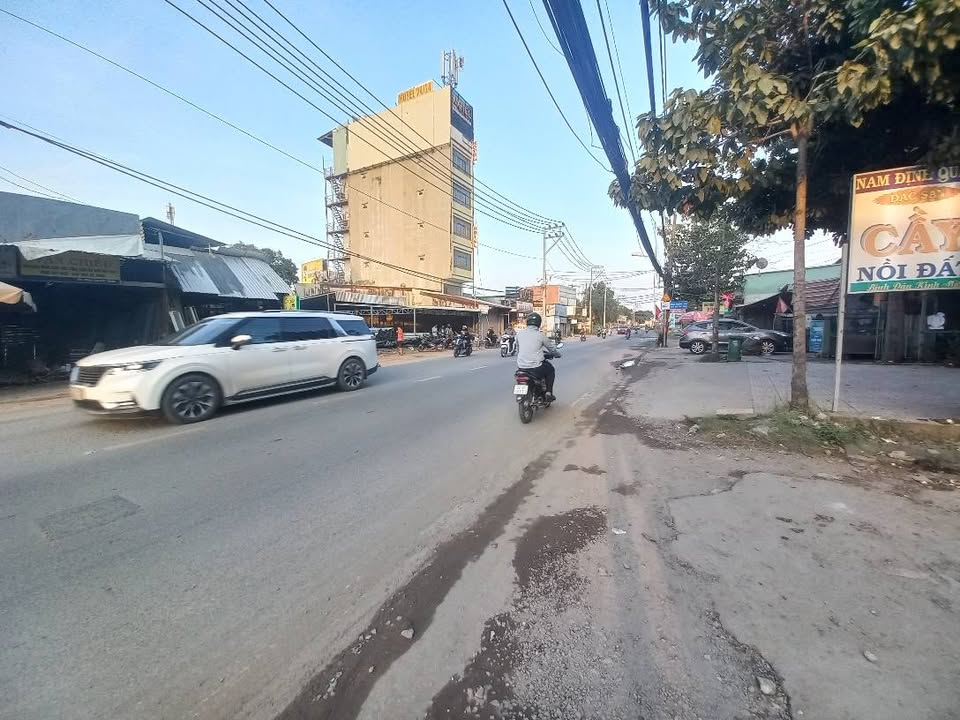 Đất mặt tiền Nguyễn Duy Trinh, Thủ Đức 130m² chỉ 10 tỷ - Cơ hội đầu tư hấp dẫn!