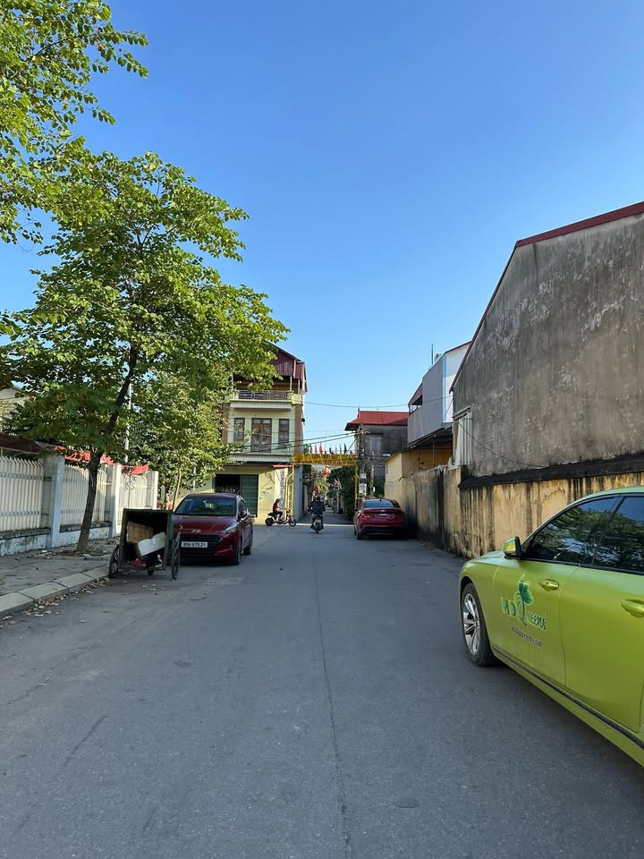 Đất nền Hoài Thượng, Bắc Ninh 100m² giá 1.7 tỷ - Sổ đỏ chính chủ, ô tô vào tận nơi!