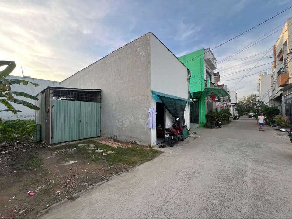 Đất nền trục chính KDC Mặt Trời Đỏ, Long Tuyền, 80m² giá 2.6 tỷ - Pháp lý rõ ràng!