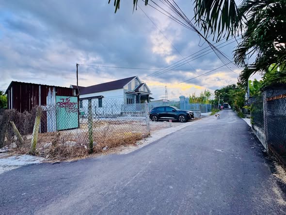 Đất nền Diên Lạc 96.7m² giá 1.05 tỷ - Lô góc 2 mặt tiền, vị trí đắc địa!