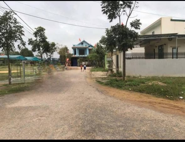 Đất Lộc Ninh Đồng Hới 197m² giá 2.5 tỷ - Mặt tiền ô tô thông rộng