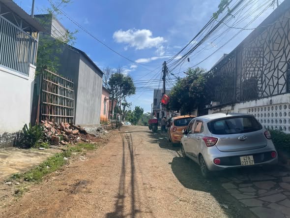 Đất nền Ea Knuếc 156m² giá 1.75 tỷ - Cơ hội đầu tư hấp dẫn!