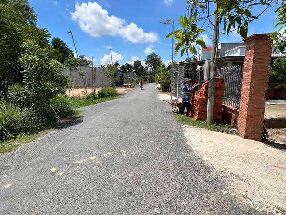 Đất thổ cư khu phố 4, TT Đông Thành, Đức Huệ 330m² giá 1.59 tỷ - Sổ hồng chính chủ!