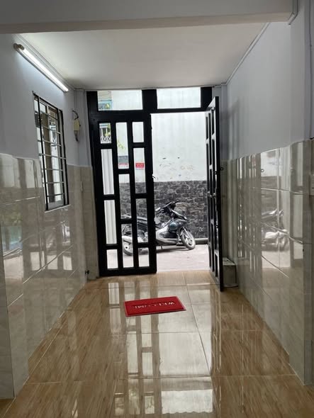 Nhà phố Âu Cơ, Tân Phú 15m² giá 2 tỷ - Sẵn sàng vào ở ngay!