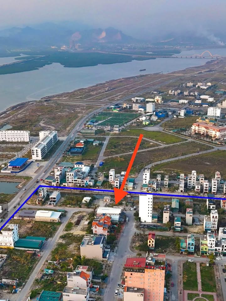 Biệt thự Townhouse Cao Xanh 200m² giá thỏa thuận - Sổ đỏ chính chủ ngay biển!