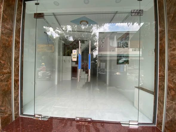 Nhà mặt tiền cho thuê tại Bến Tre 6 triệu/tháng - Gần bệnh viện Nguyễn Đình Chiểu!