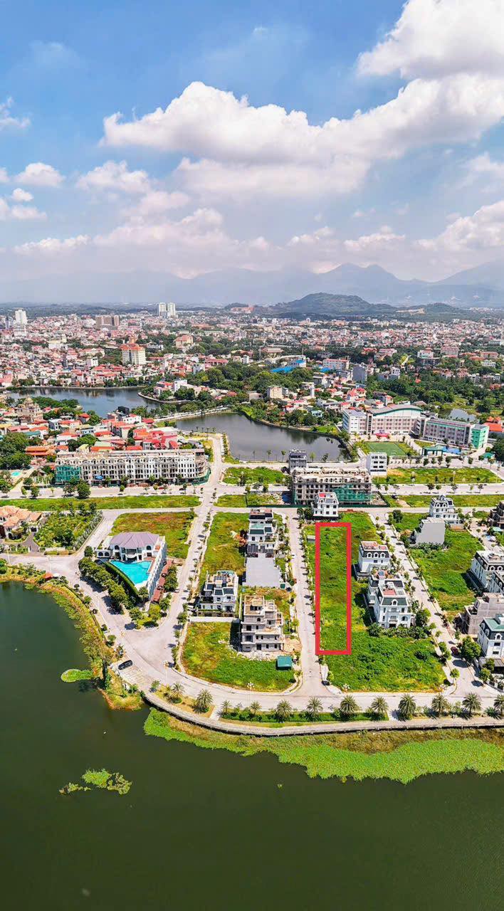 Biệt thự Song Lập 2 KDT Bắc Đầm Vạc 200m² giá 8 tỷ - Hướng Tây Bắc, view hồ thoáng đãng!