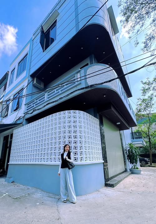 Nhà 3 mặt thoáng đường Nguyễn Công Trứ 66m² - Vị trí trung tâm, giá thỏa thuận!